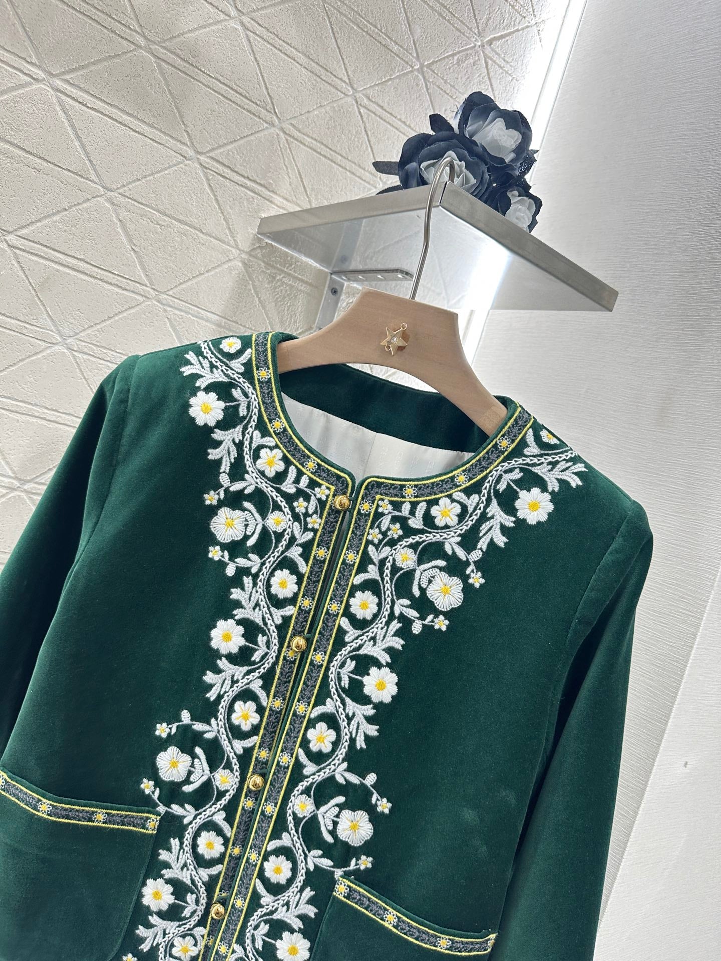C*♥2025 new product Velvet embroidered jacket