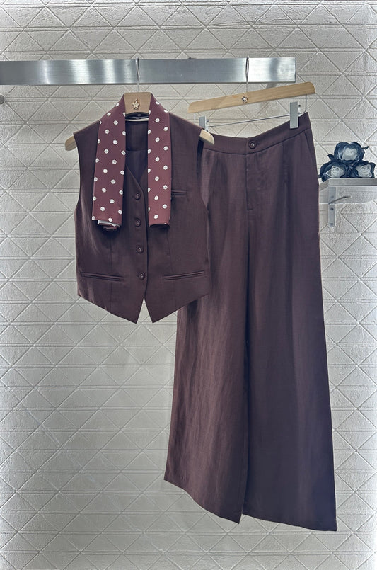 D*♥2025 new product Scarf vest trousers suit