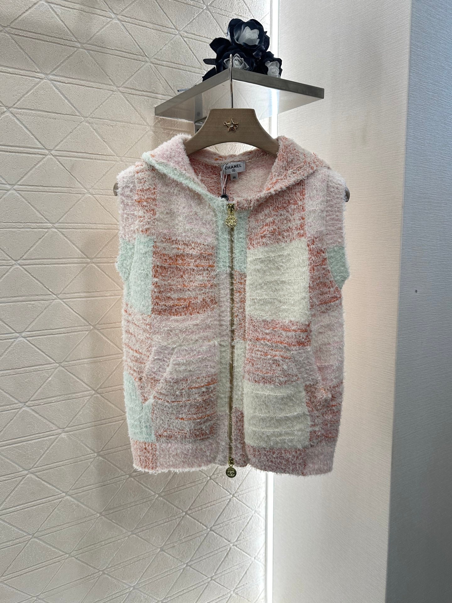 C*♥2025 new product Hooded knitted vest