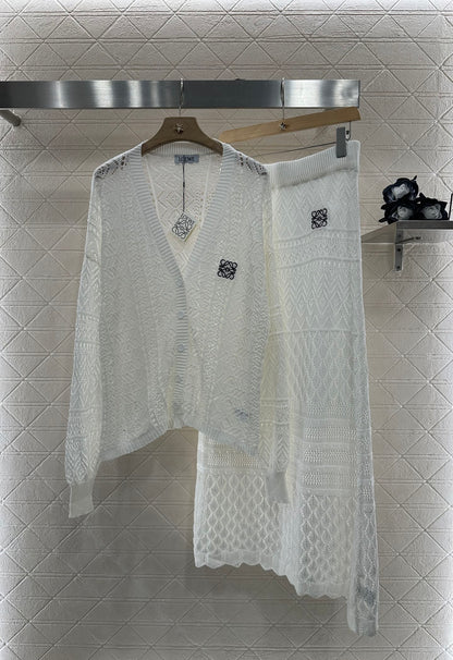 L*♥2025 new product Hollow cardigan and skirt set