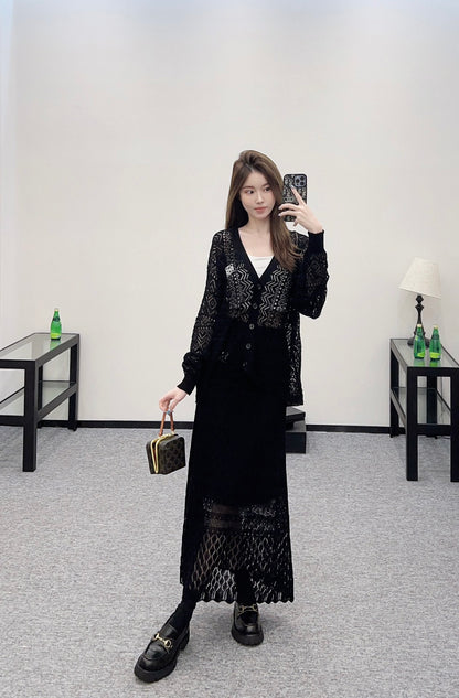 L*♥2025 new product Hollow cardigan and skirt set