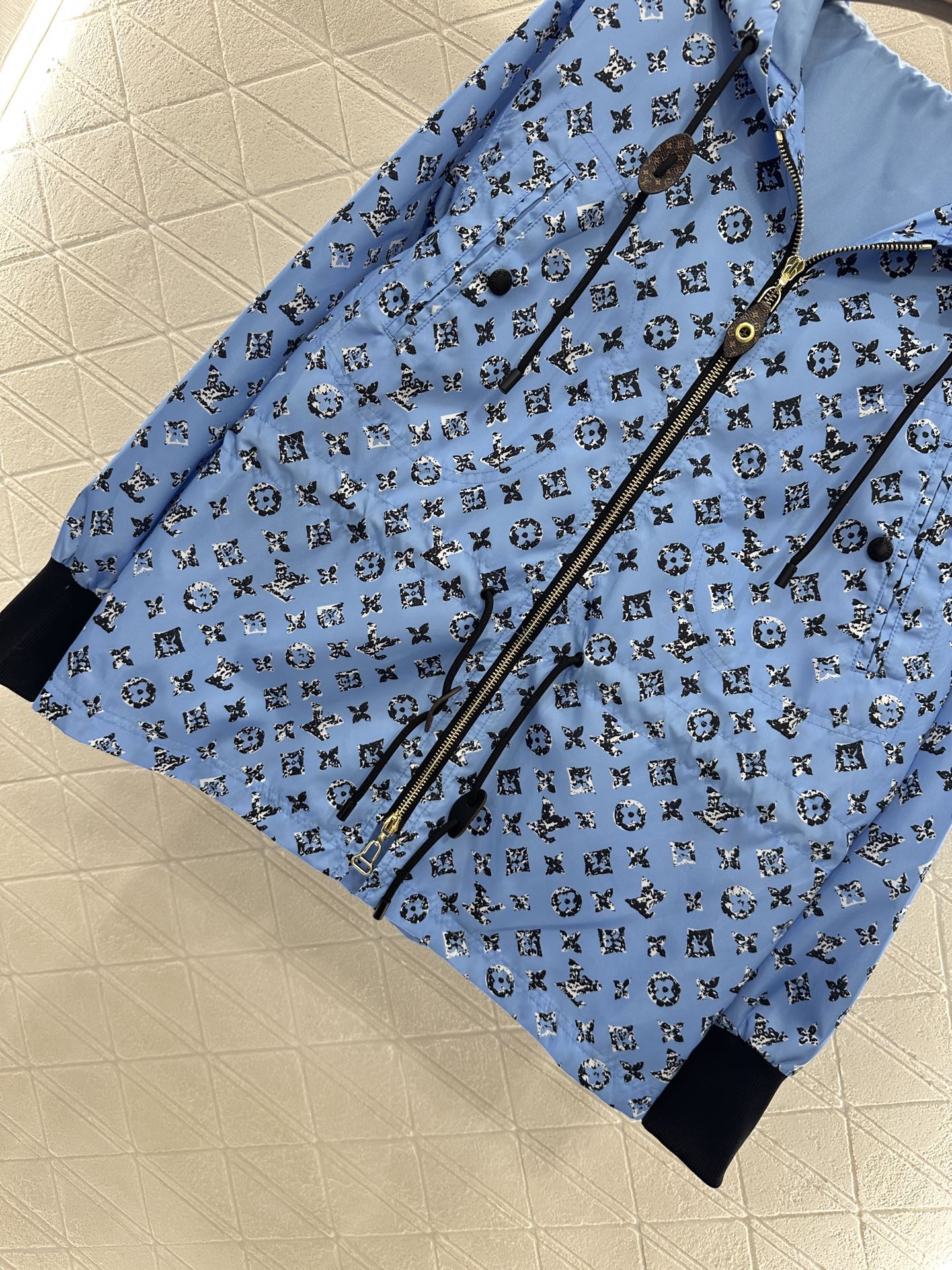 Louis *♥New Arrival Hooded Jacket and Shorts Set