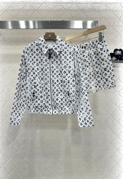 Louis *♥2025 new products Jacket, coat and shorts set