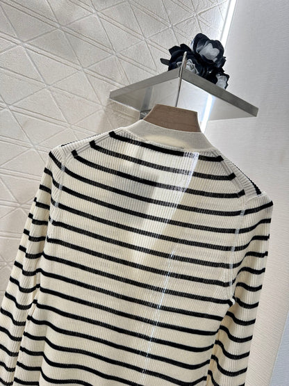 D*♥2025 new products Knitted cardigan