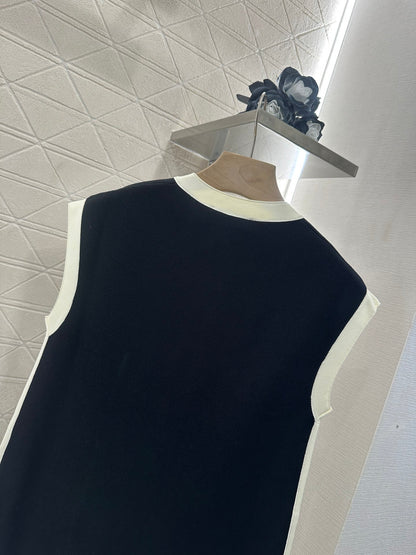 D*♥2025 new product Black and white vest dress