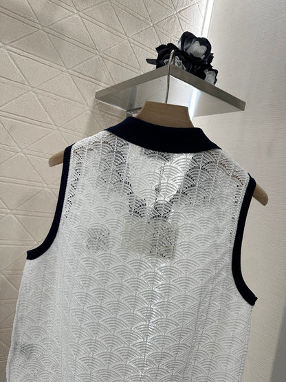 L*♥2025 new product Hollow knitted vest