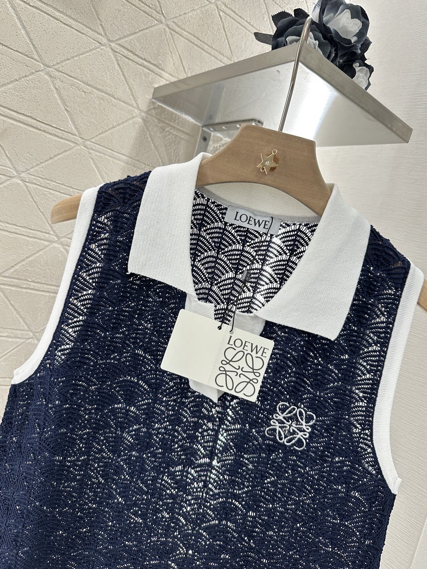 L*♥2025 new product Hollow knitted vest