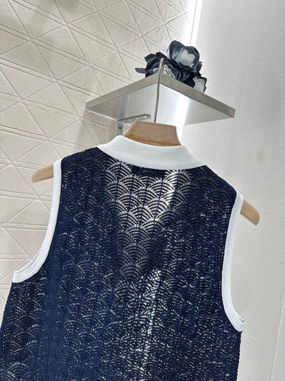 L*♥2025 new product Hollow knitted vest