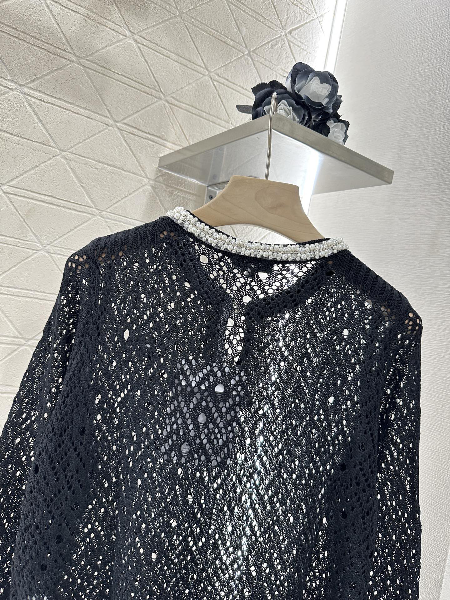 C*♥2025 new product Pearl hollow long sleeves