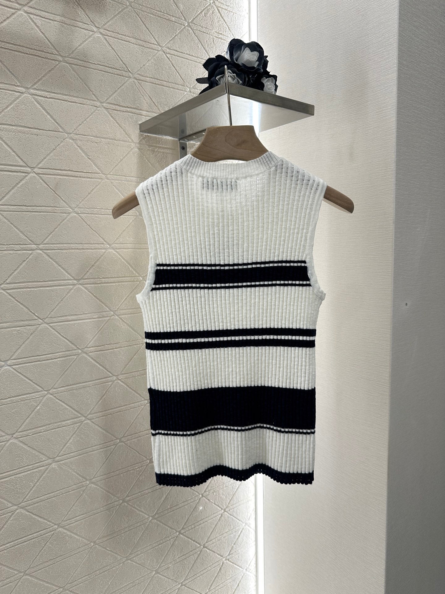 Mi*mi*♥2025 new product Striped knitted vest
