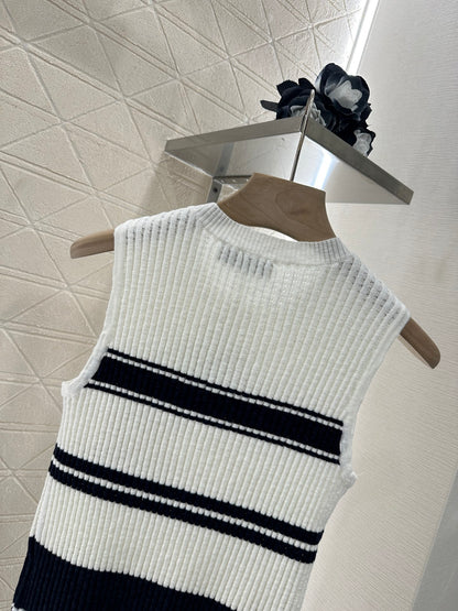 Mi*mi*♥2025 new product Striped knitted vest