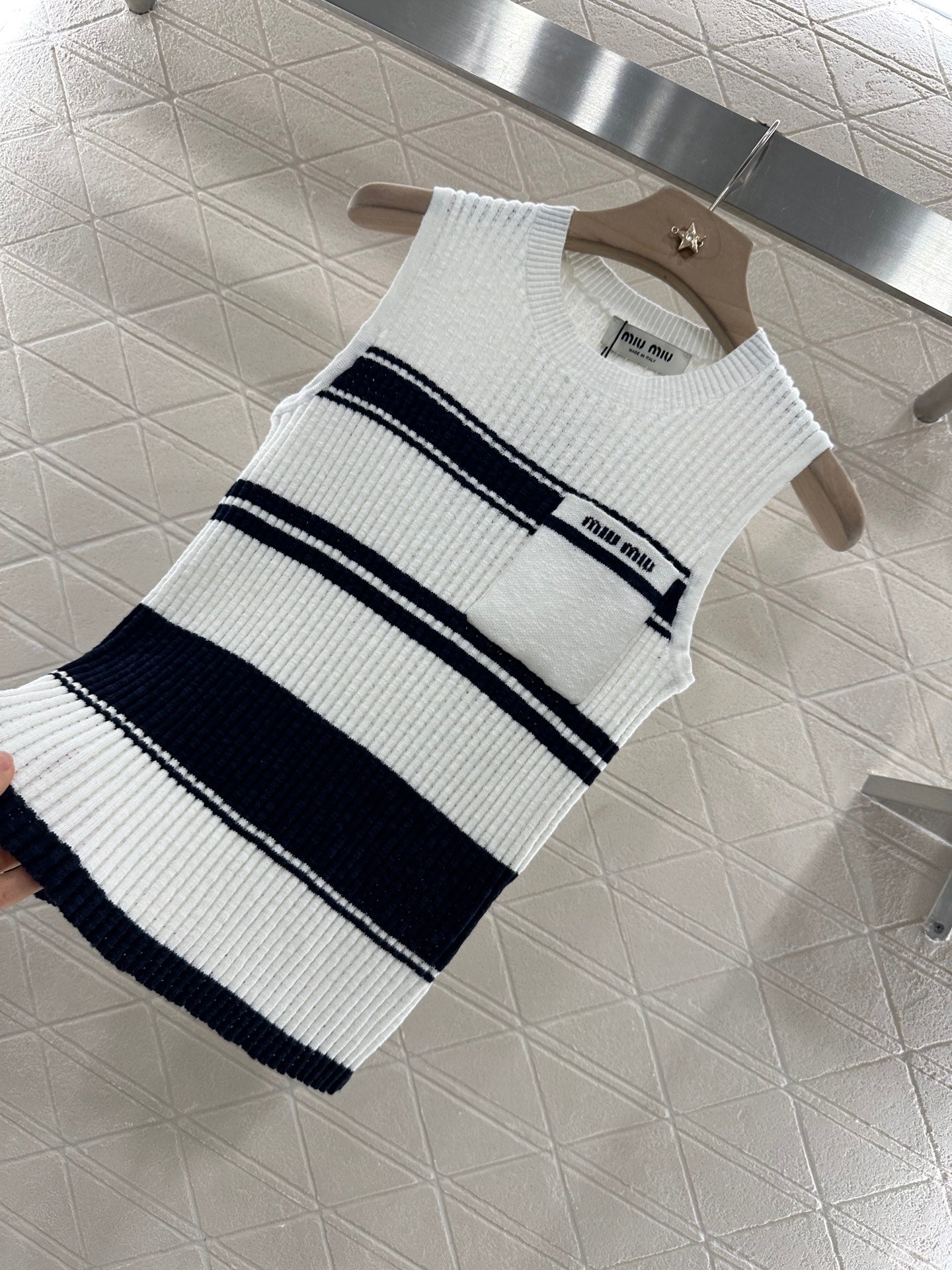Mi*mi*♥2025 new product Striped knitted vest