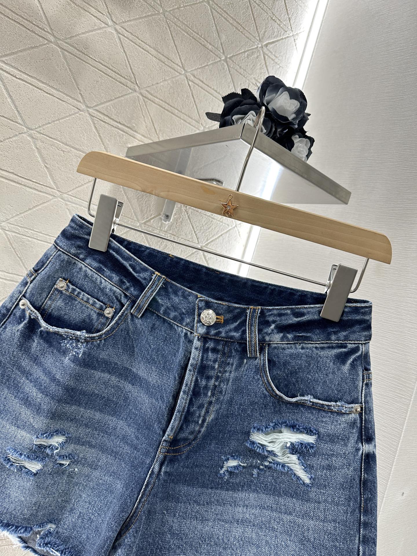 M*♥2025 new products Denim shorts