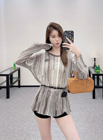 L*♥2025 new product Belt knitted top