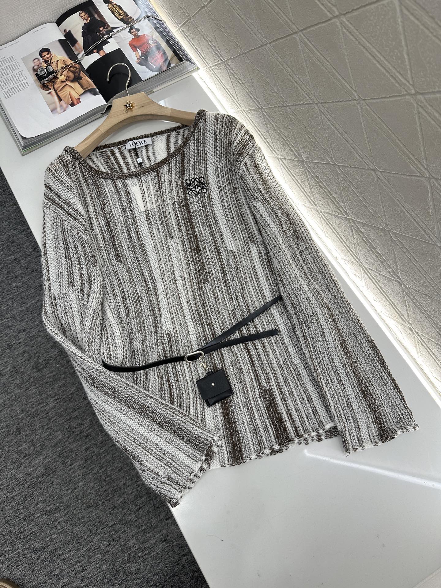 L*♥2025 new product Belt knitted top