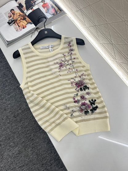 D*♥2025 new product Embroidered knitted vest