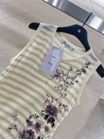 D*♥2025 new product Embroidered knitted vest
