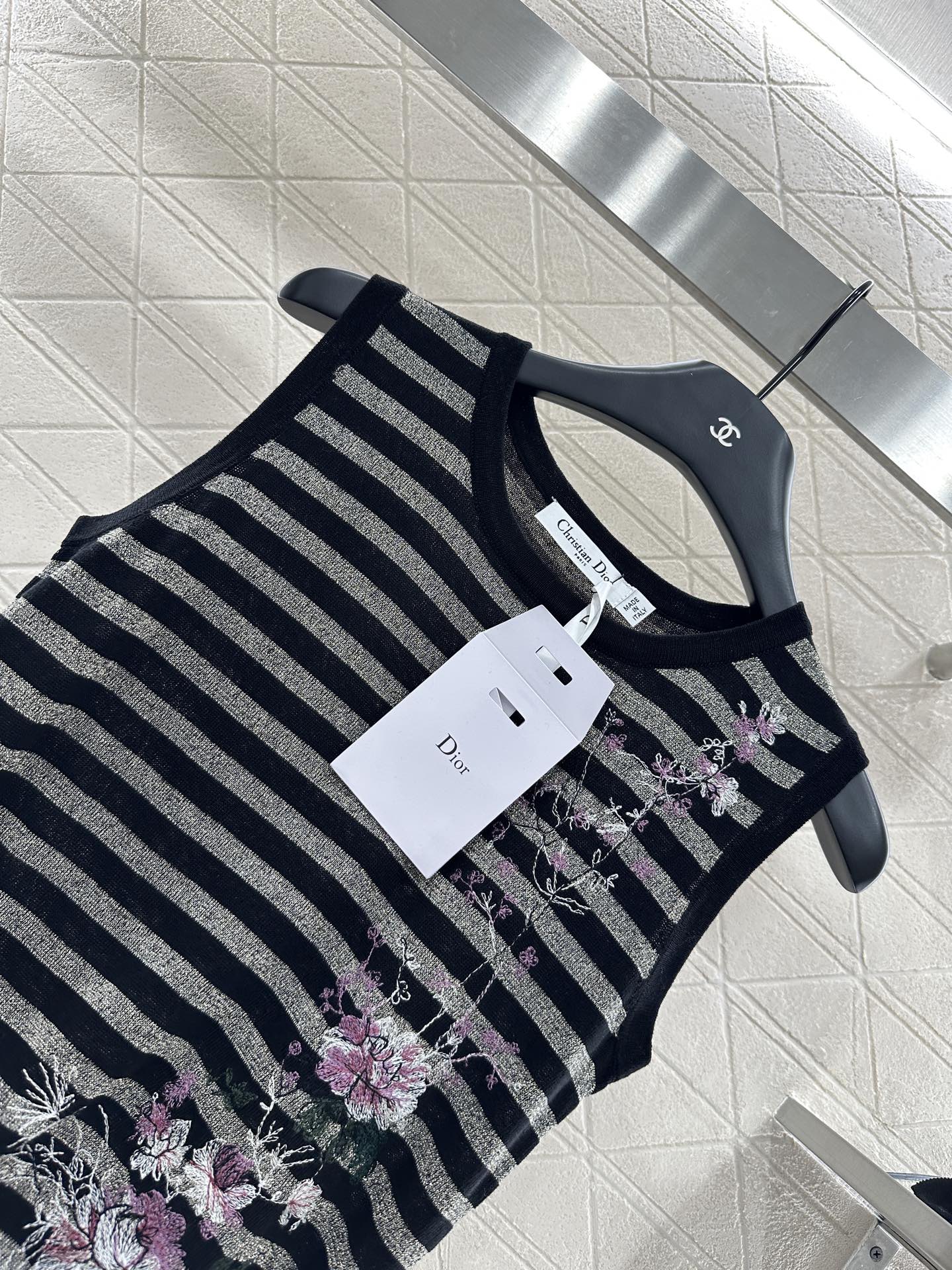D*♥2025 new product Embroidered knitted vest