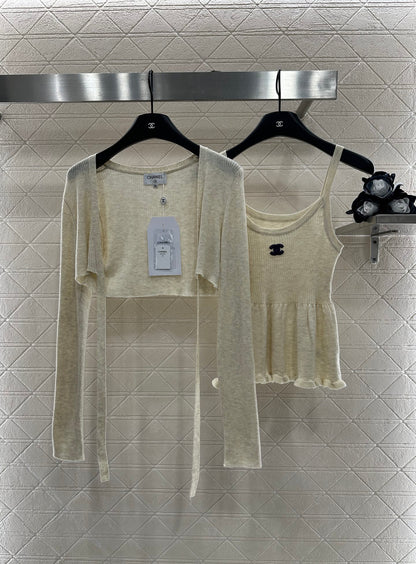 C*♥ new product Two-piece suspender cardigan set