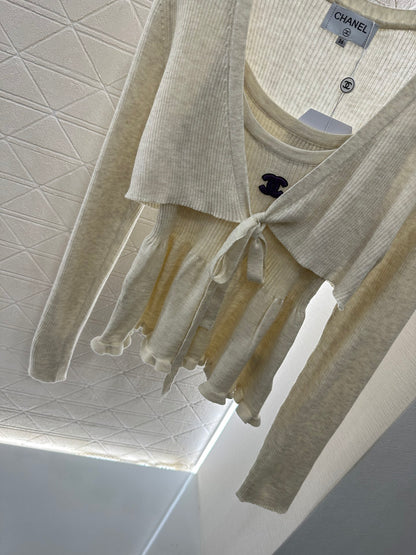 C*♥ new product Two-piece suspender cardigan set