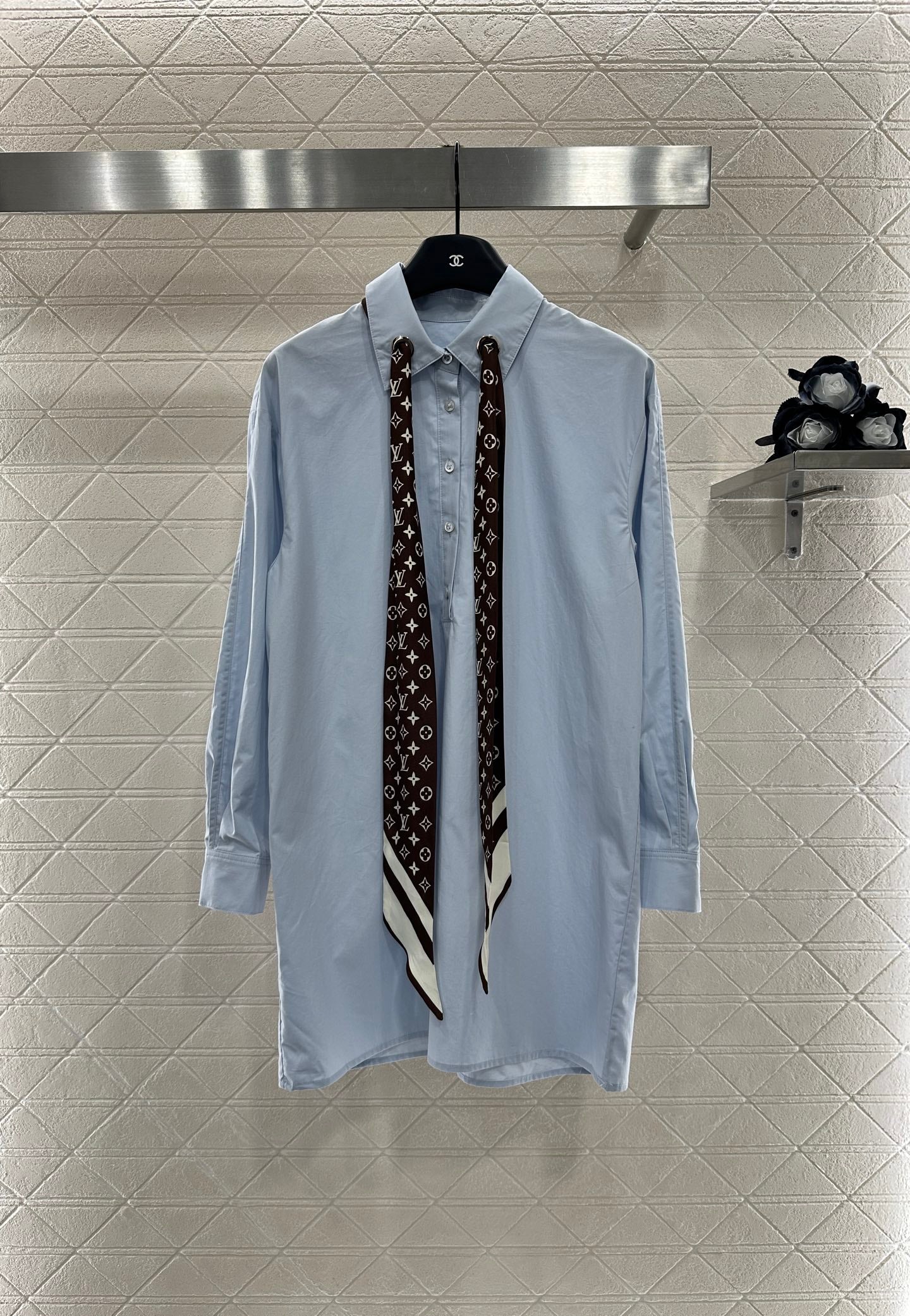 Louis *♥2025 new product Silk scarf long shirt