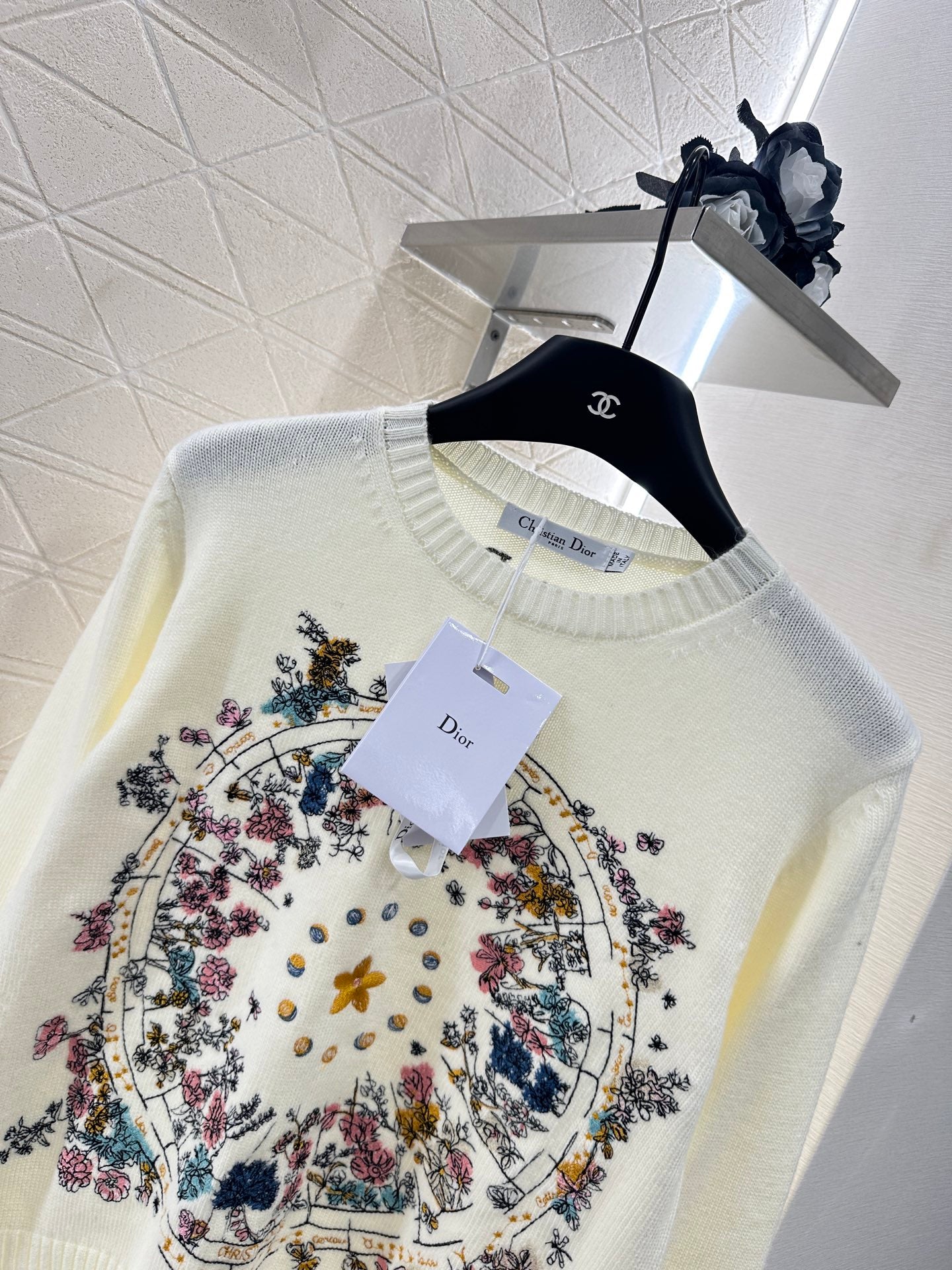 D*♥2025 new products Embroidered sweater
