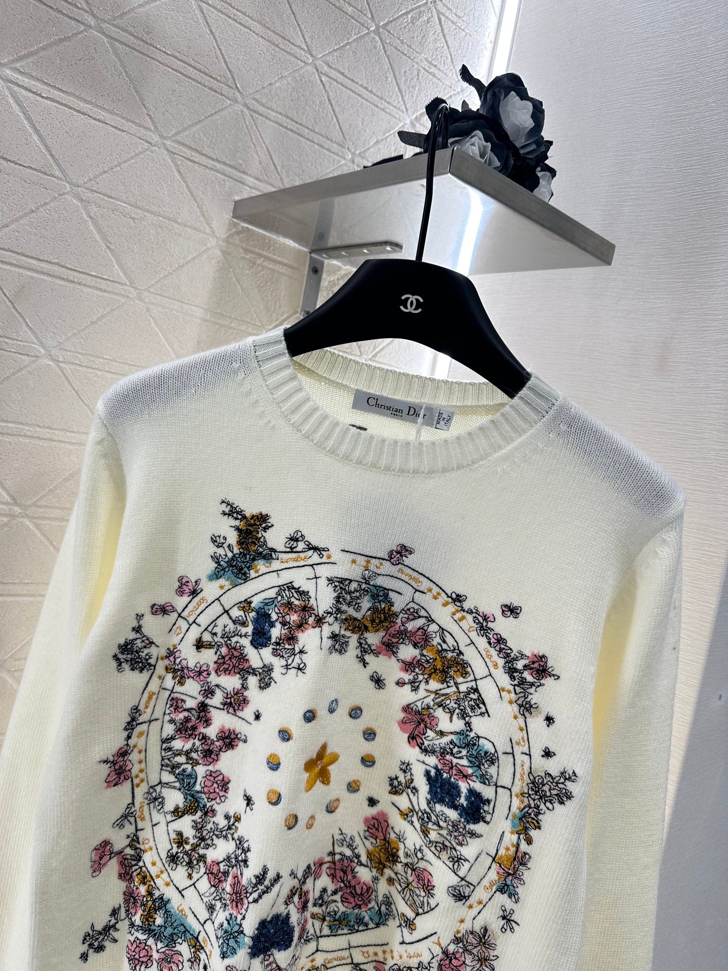 D*♥2025 new products Embroidered sweater
