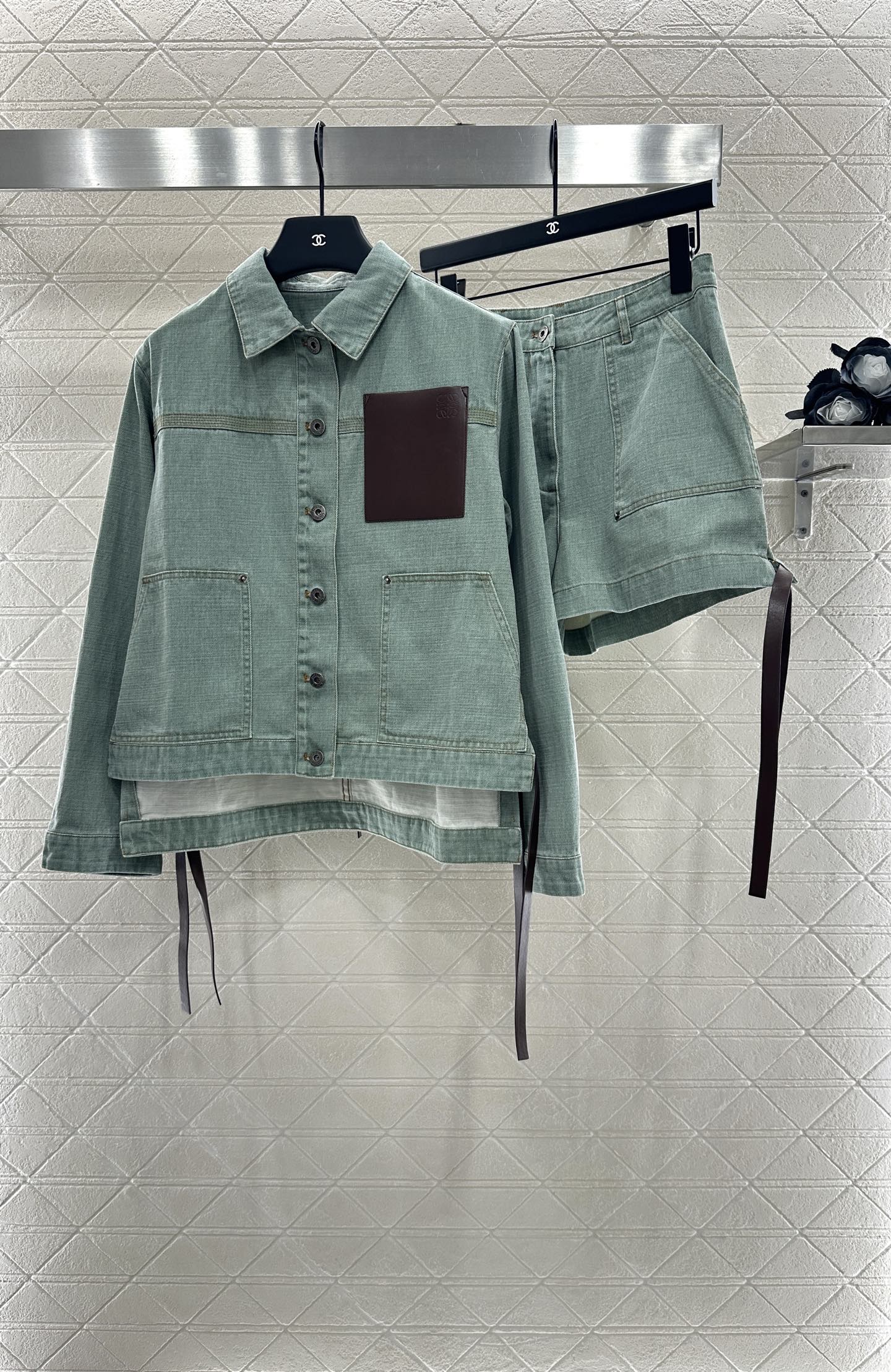 L*♥2025 new products Jacket and shorts set