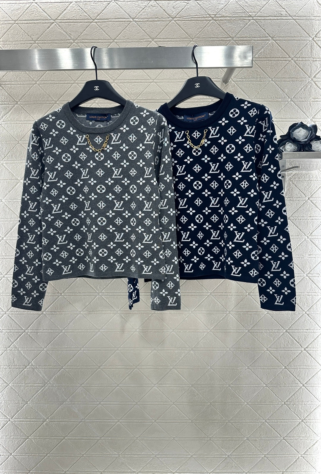 Louis*♥2025 new product Chain knitted long sleeves