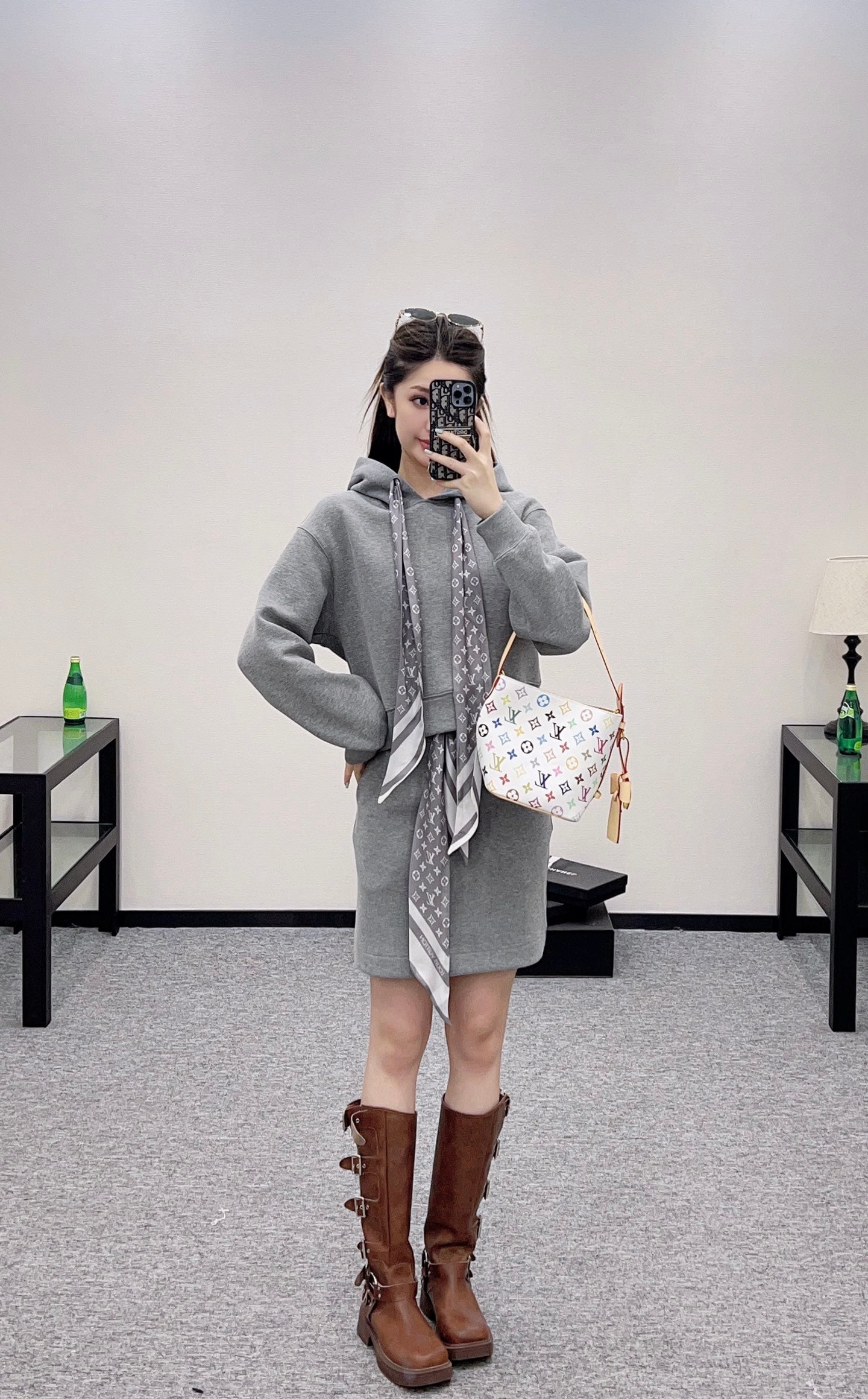 Louis*♥2025 new products Silk sweater skirt set