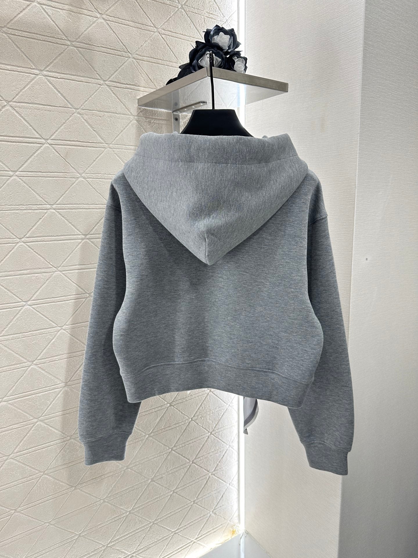 Louis*♥2025 new products Silk sweater skirt set