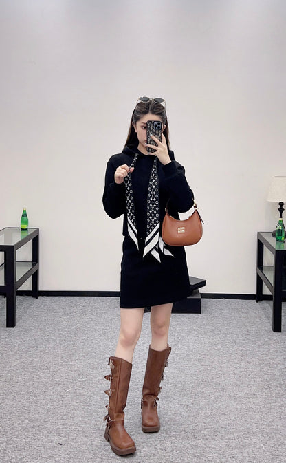 Louis*♥2025 new products Silk sweater skirt set