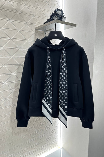 Louis*♥2025 new products Silk sweater skirt set