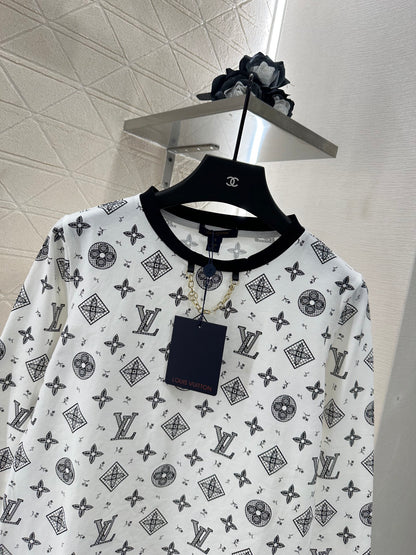 Louis*♥2025 New Arrivals Chain Long Sleeves
