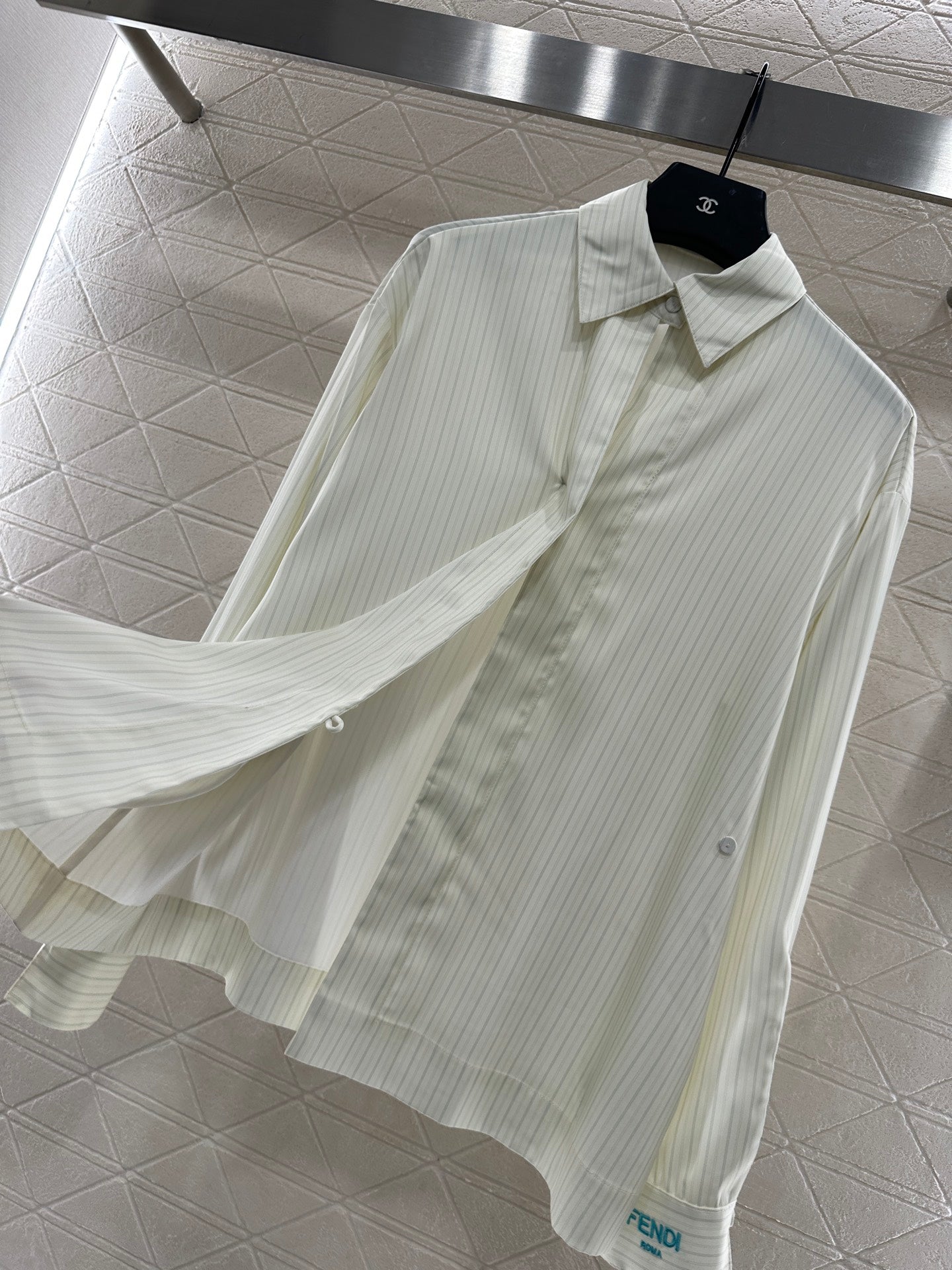 F*♥2025 New Arrival Long-sleeved shirt