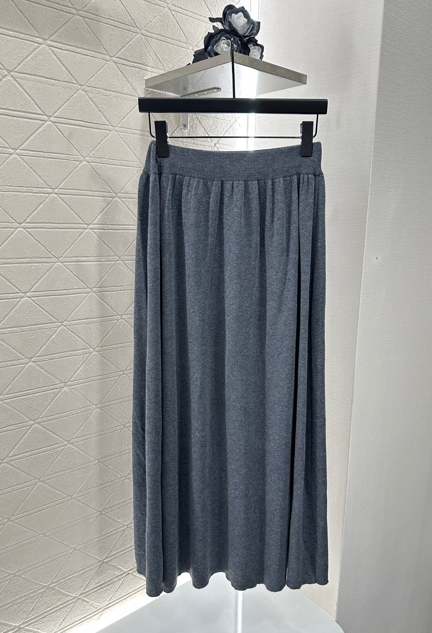 C*♥2025 New Arrival Knitted Long-Sleeved Skirt Set
