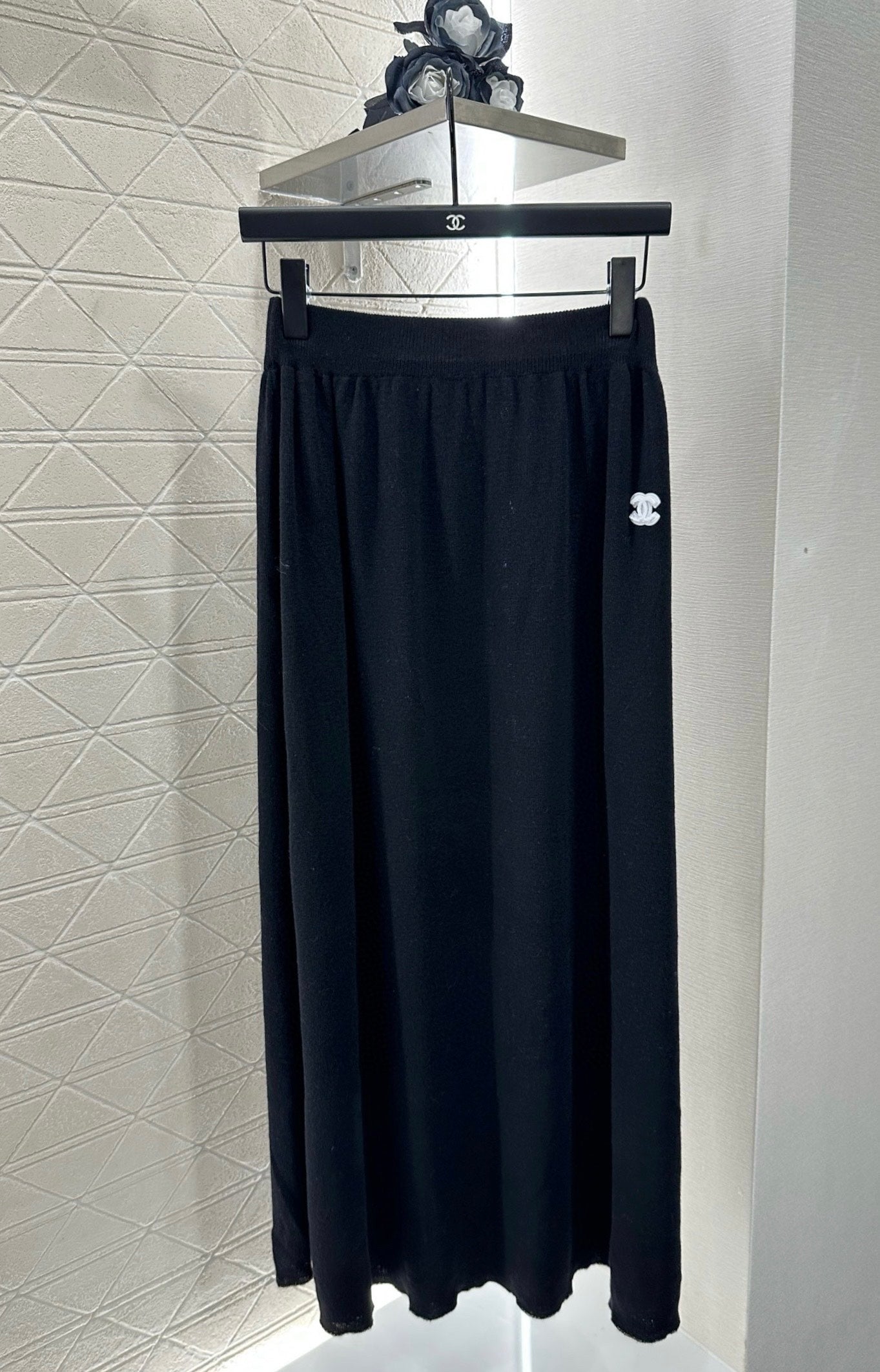 C*♥2025 New Arrival Knitted Long-Sleeved Skirt Set