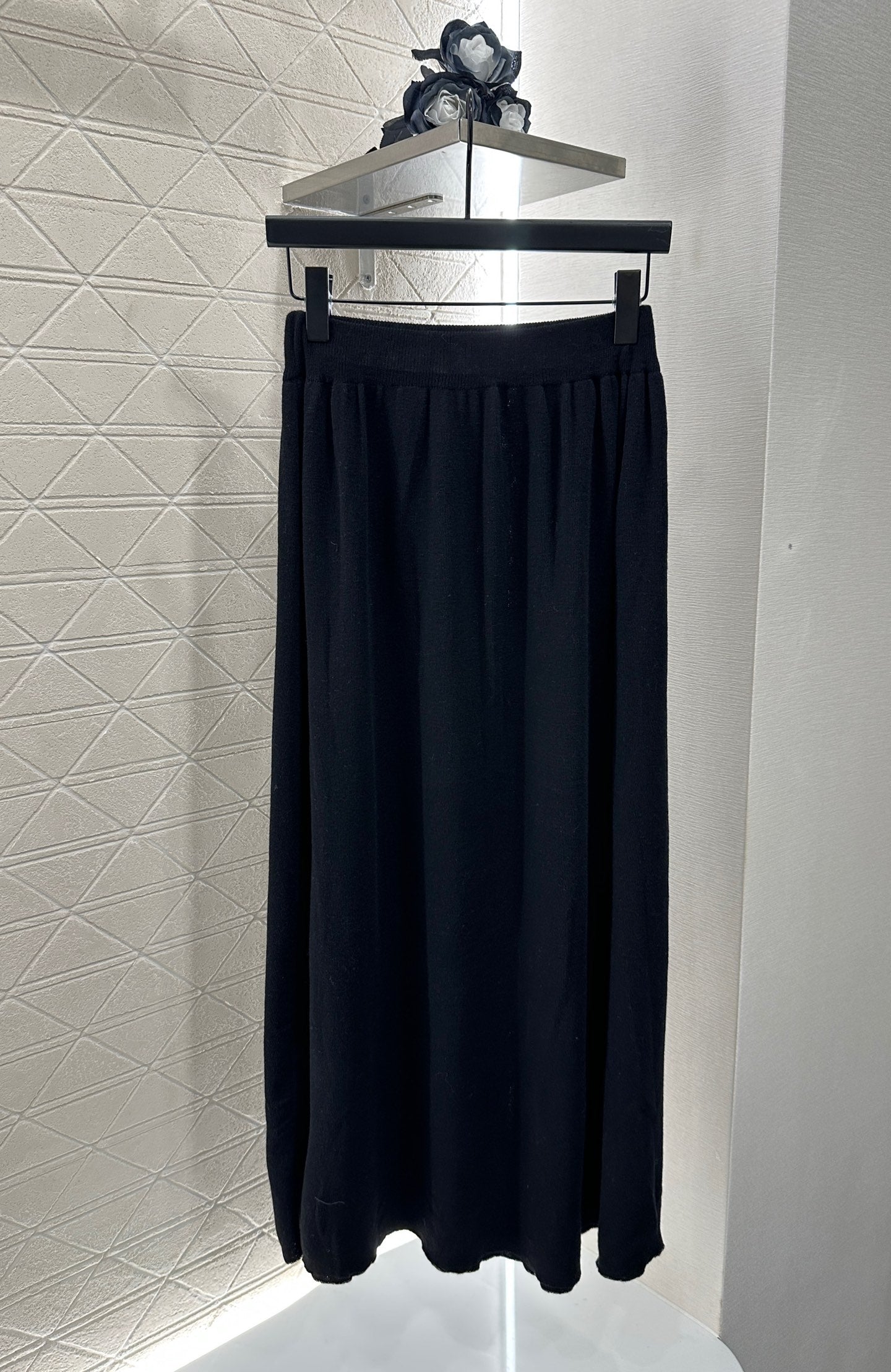 C*♥2025 New Arrival Knitted Long-Sleeved Skirt Set