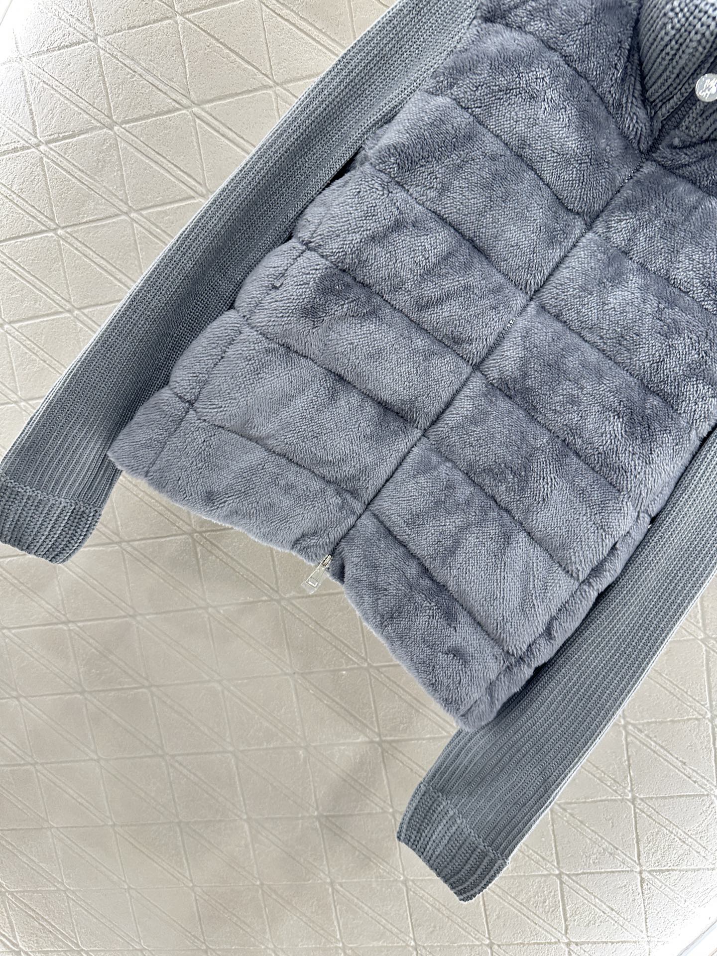 M*♥ 2025 New Arrival Zip-Up Down Jacket