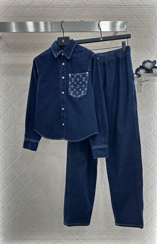 Louis*♥2025 New Arrivals Shirt and Pants Set