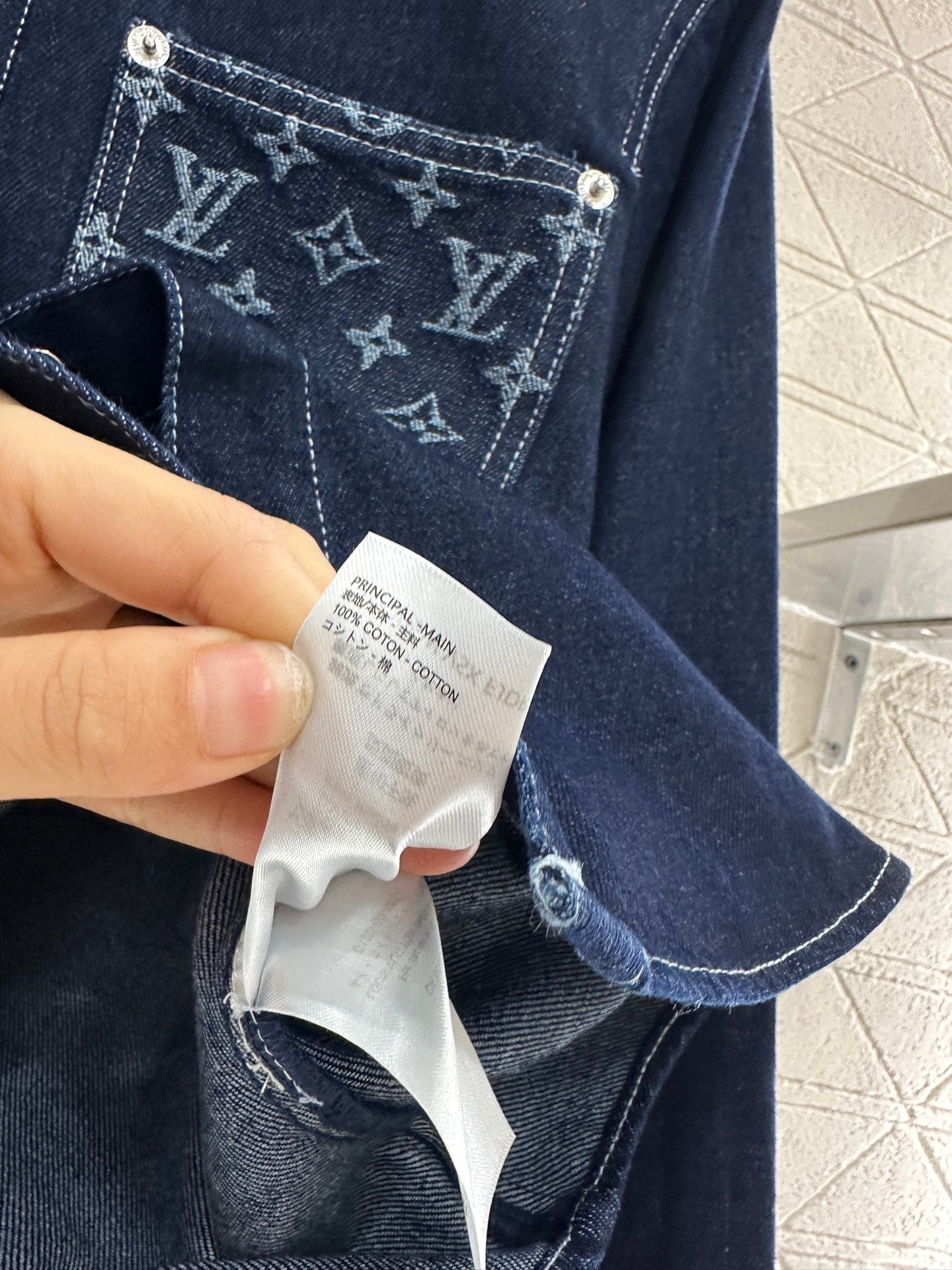 Louis*♥2025 New Arrivals Shirt and Pants Set