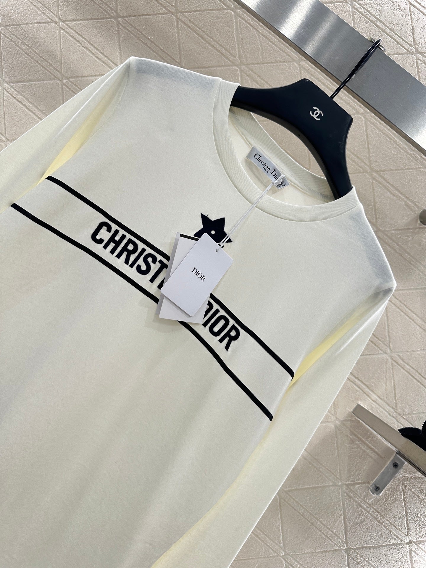 D*♥2025 New Arrival Embroidered Base Layer Shirt