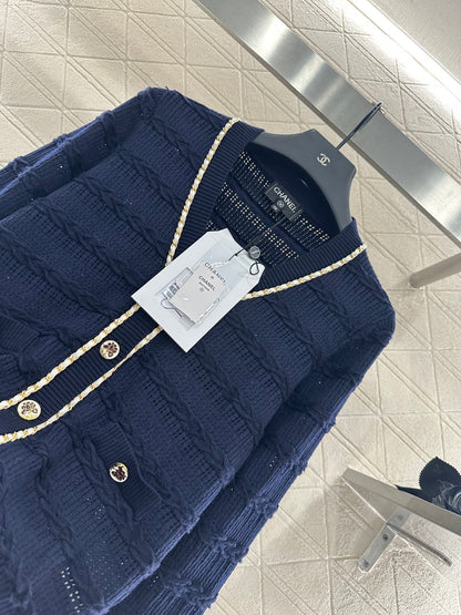 C*♥2025 New Arrival Knitted Cardigan