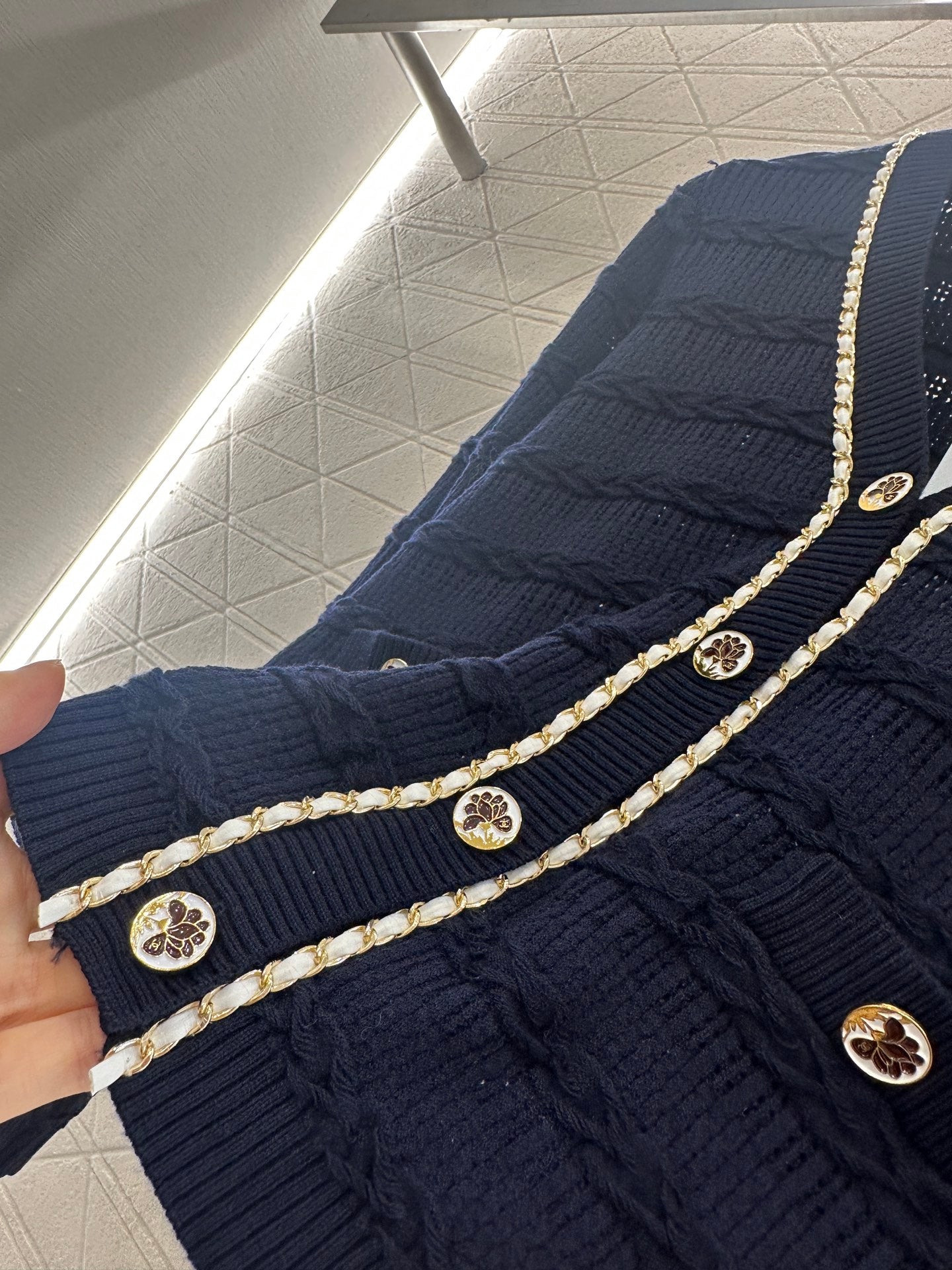 C*♥2025 New Arrival Knitted Cardigan