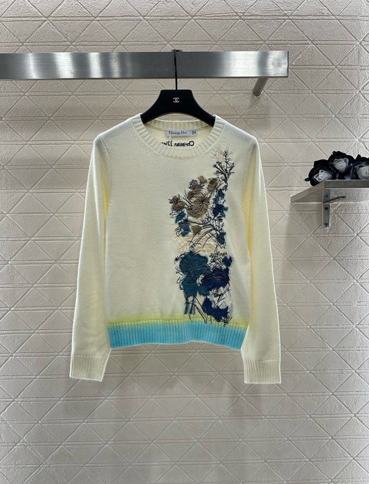 D*♥2025 New Arrival Embroidered Sweater