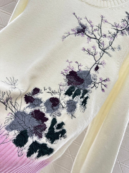 D*♥2025 New Arrival Embroidered Sweater
