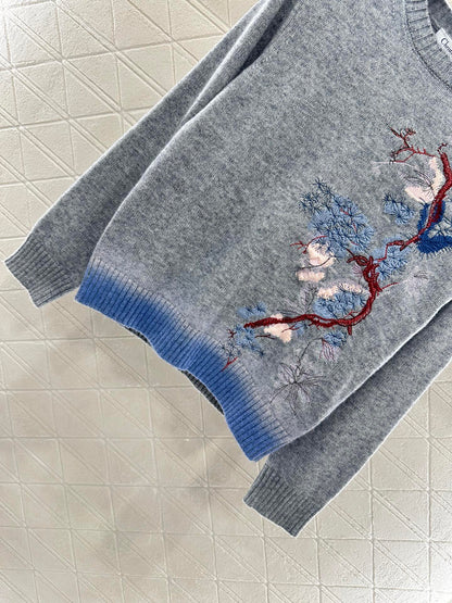 D*♥2025 New Arrival Embroidered Sweater