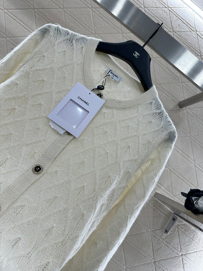 C*♥2025 New Arrival Knitted Cardigan