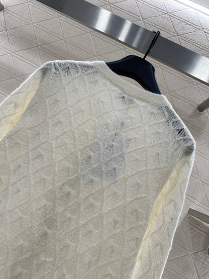 C*♥2025 New Arrival Knitted Cardigan