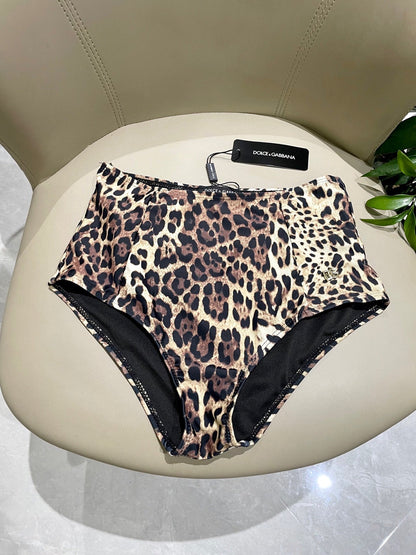 New style L swimsuit